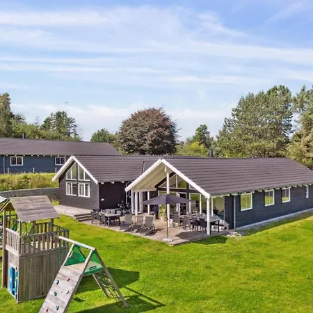 Villavilla 426 - Strand, Nordsjaelland * Vejby